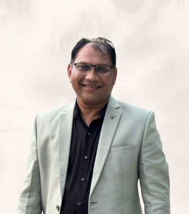 Website Leaders Photo  23 